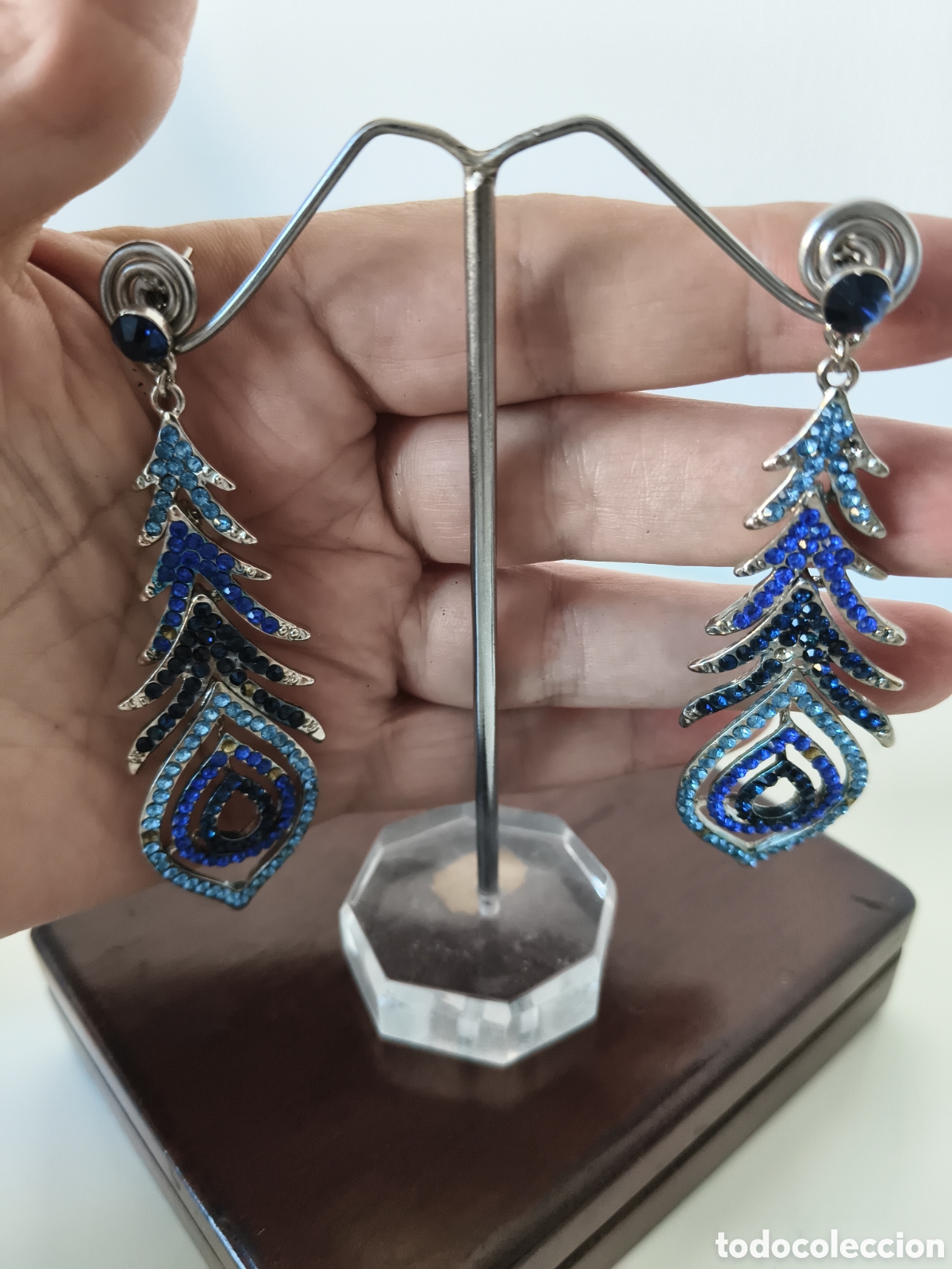 Joyeria: PENDIENTES LARGOS VINTAGE PLUMA PAVO REAL Azul MICRO PEDRER&Iacute;A CRISTAL CHECO