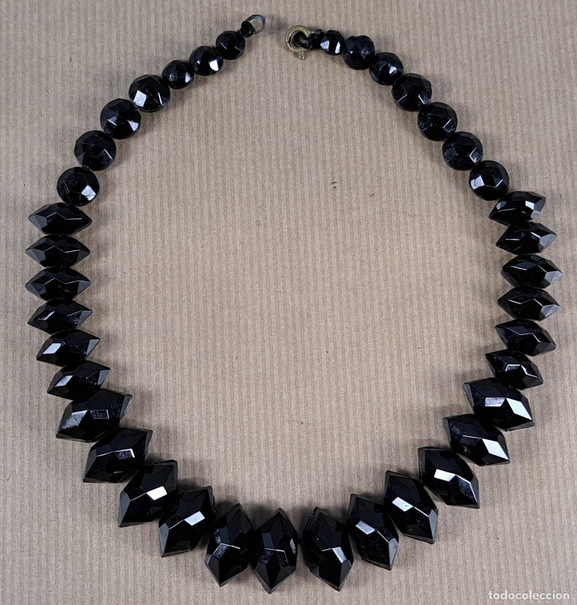 Joyeria: Collar Art D&eacute;co de cristal negro facetado, a&ntilde;os 1920‑1930