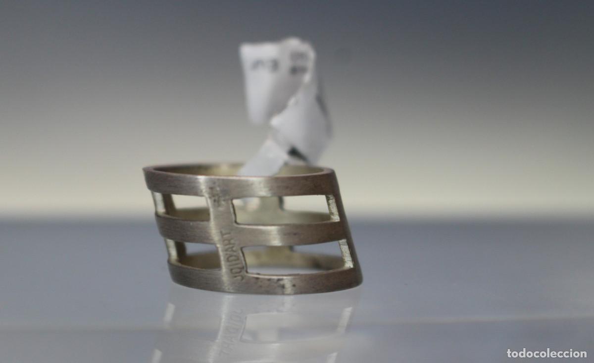 Joyeria: Anillo inclinado plata de ley. Joidart.