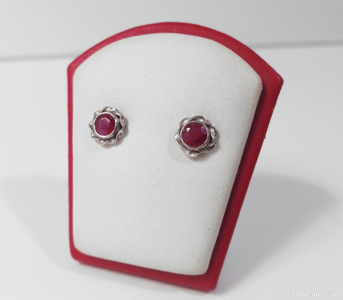 Joyeria: Pendientes de plata de ley con rub&iacute; natural - Foto 2