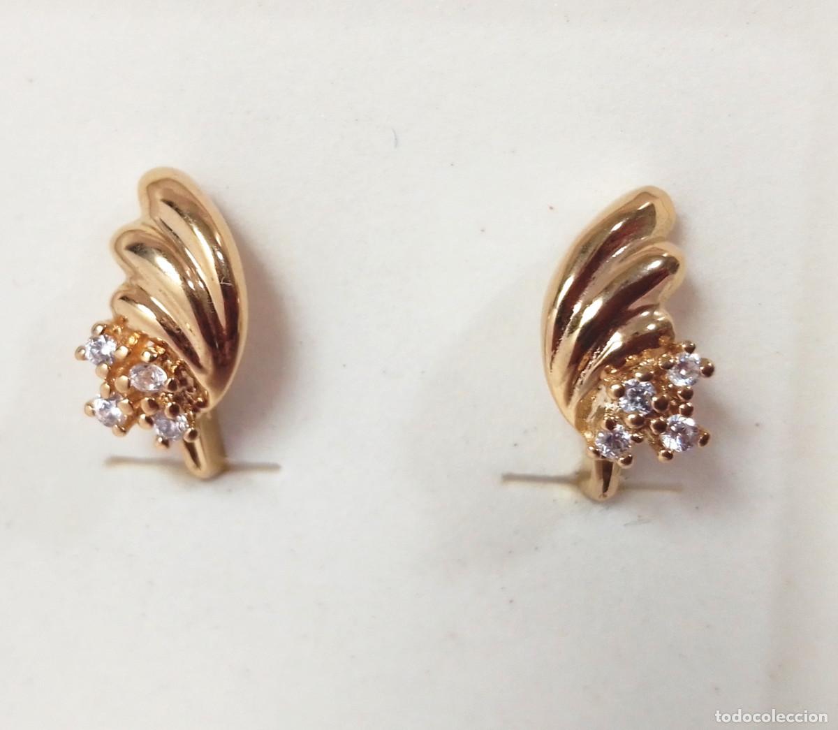 Joyeria: Pendientes de plata de ley ba&ntilde;ados en oro con circonitas
