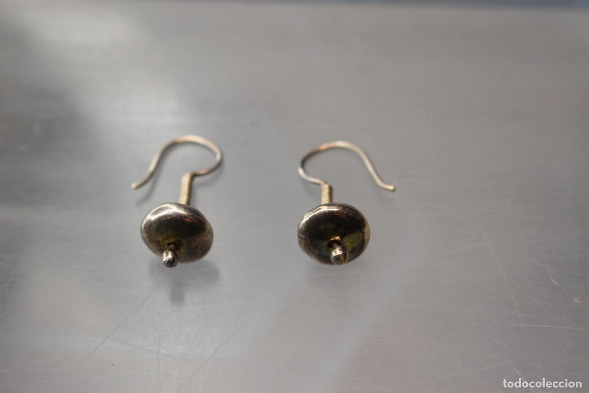 Joyeria: 1. Pendientes de anzuelo plata. Sin firma ni contraste.