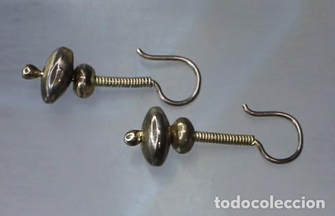 Joyeria: 2. Pendientes de anzuelo plata. Sin firma ni contraste.