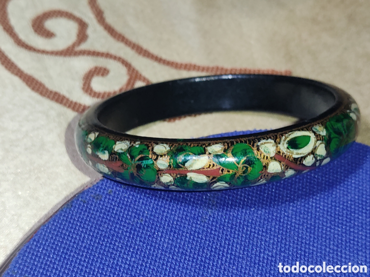 Joyeria: Bonita pulsera Rusa de madera pintada a mano.Vintage.