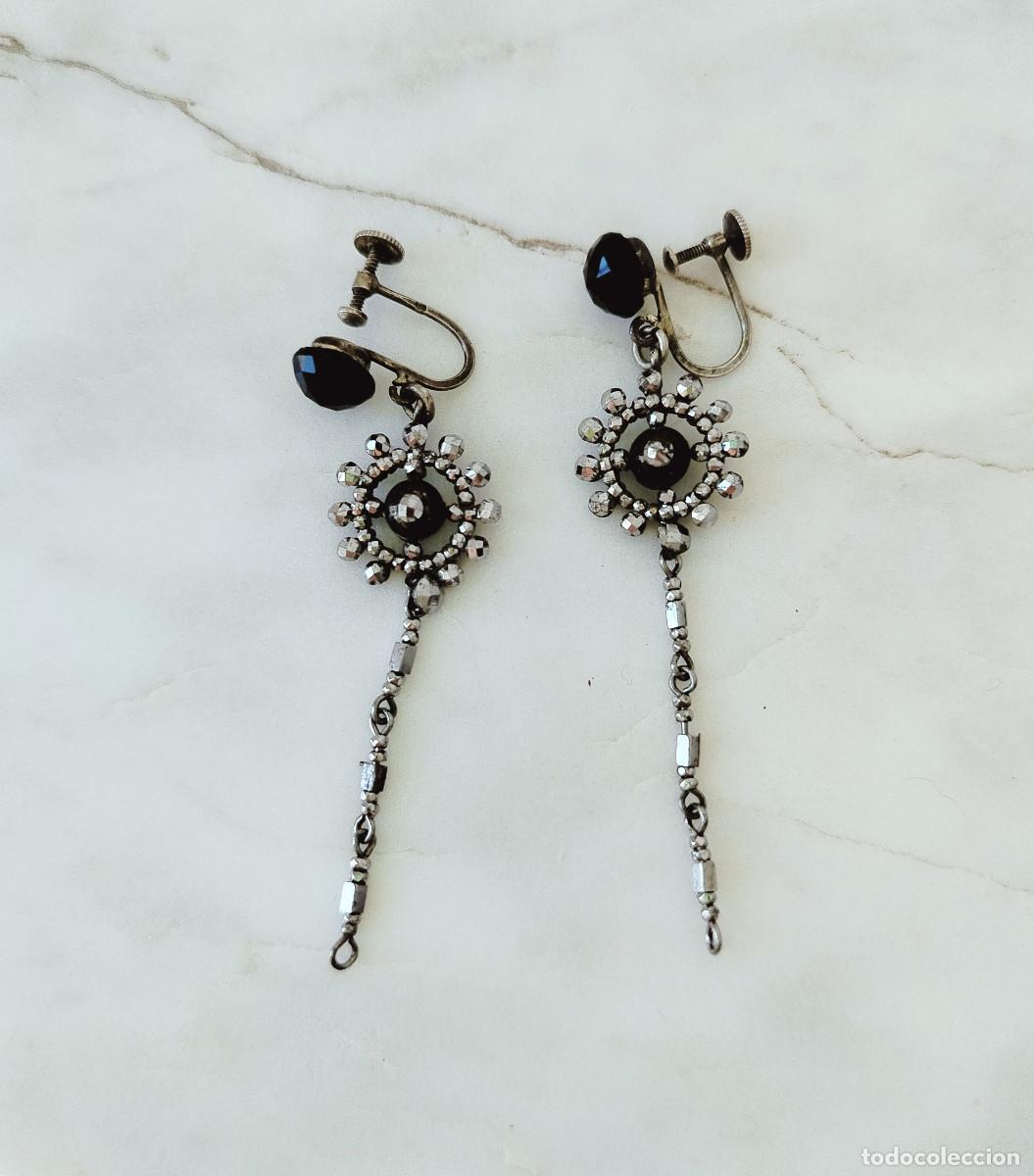 Joyeria: Pendientes antiguos de acero cortado . Pendientes victorianos.