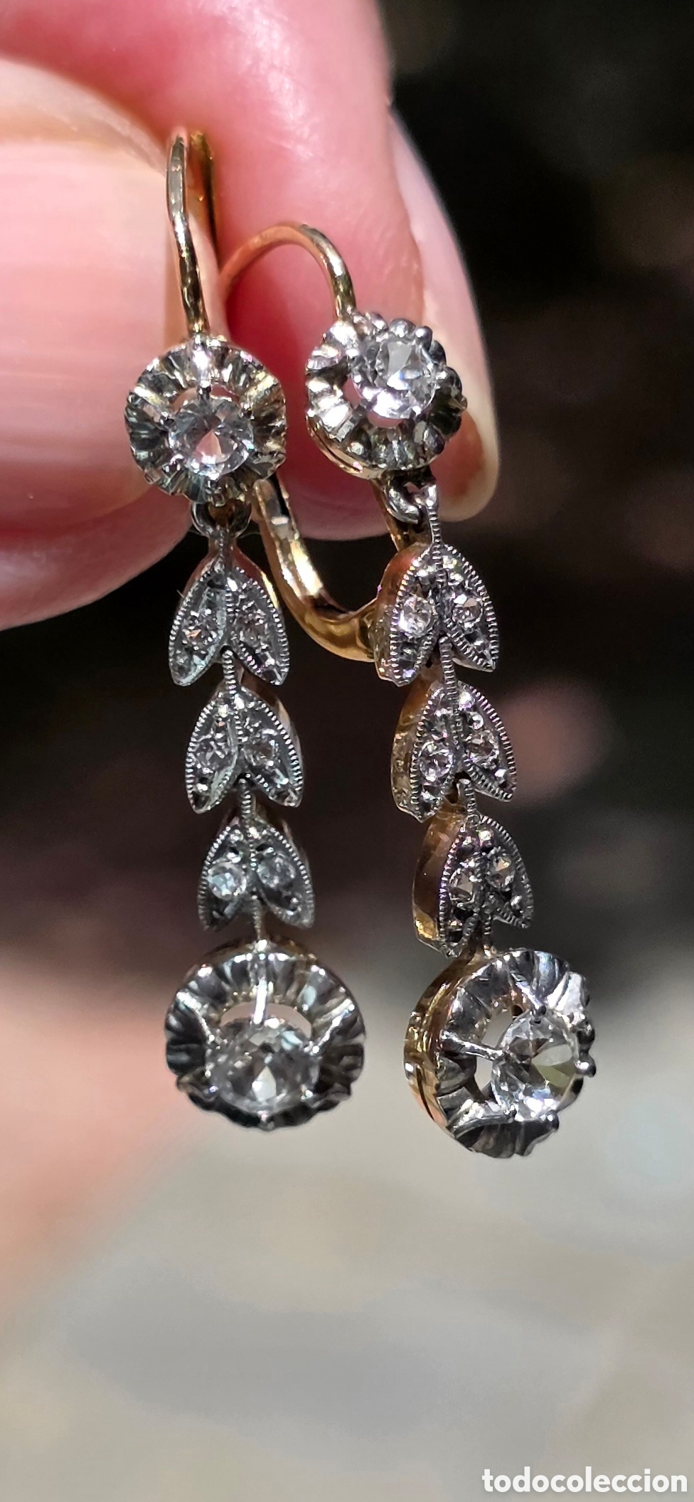 Joalharia: Fabulosos Antiguos largos Pendientes de oro de 18k ( probados) con Zafiros blancos