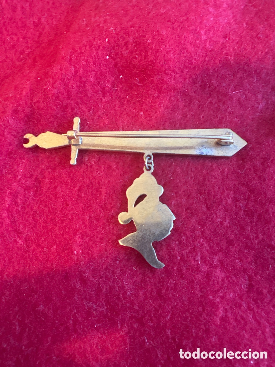 Joyeria: Broche yelmo con espada oro de Toledo (A1) - Foto 2