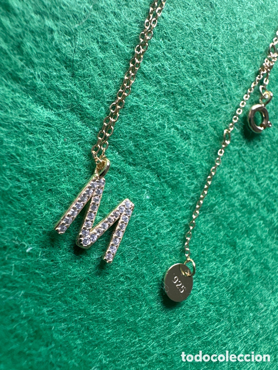 Joyeria: Cadena y colgante letra M, plata de ley dorada (A1)