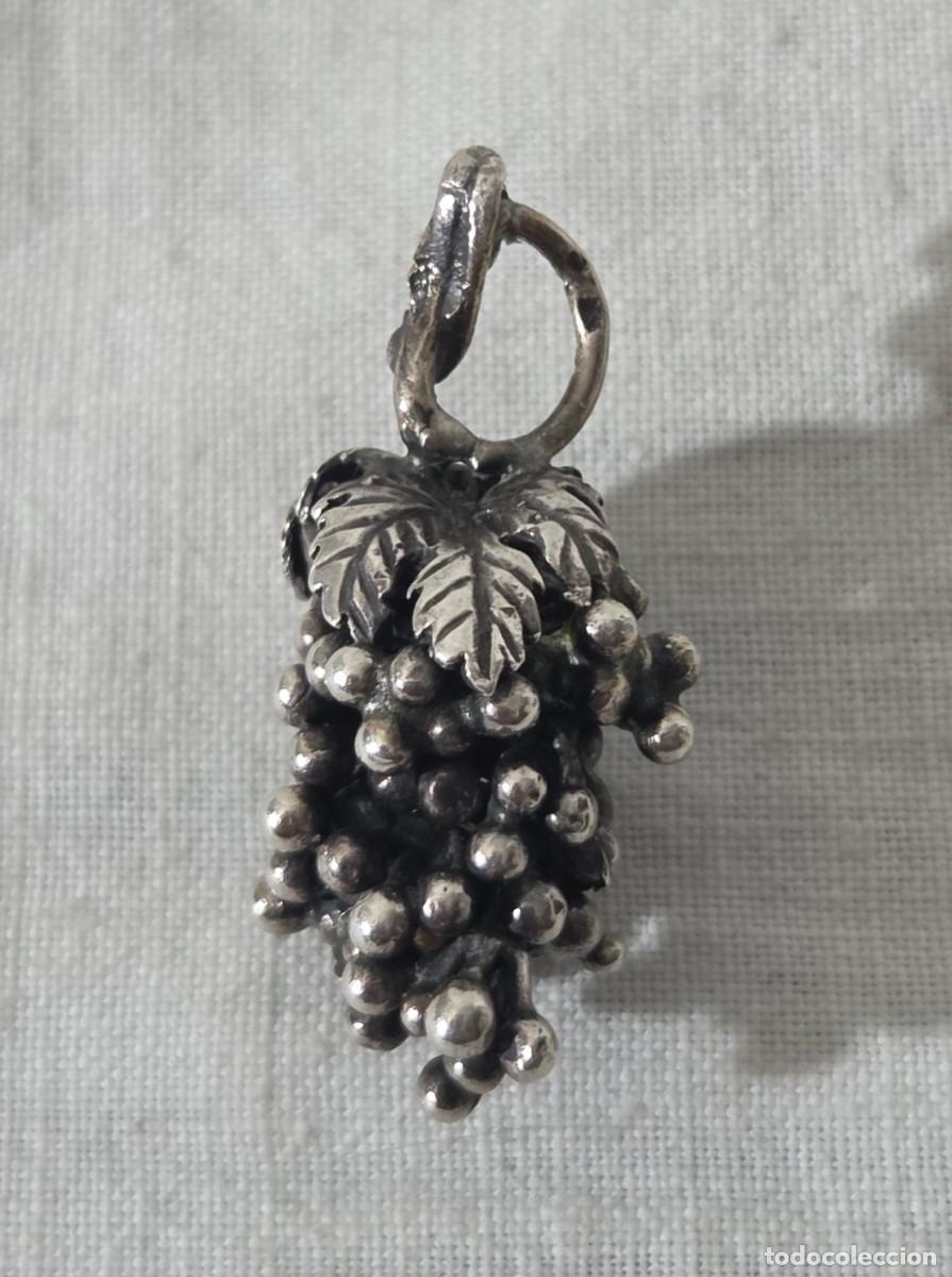 Joyeria: Colgante en forma de racimo de uvas en plata 925 - Foto 4