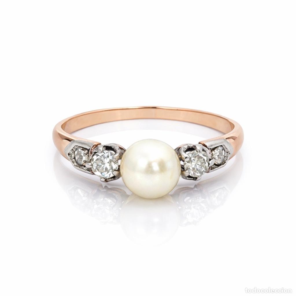 Joyeria: Anillo Cl&aacute;sico de Perla y Diamantes en Oro &ndash; Elegancia atemporal
