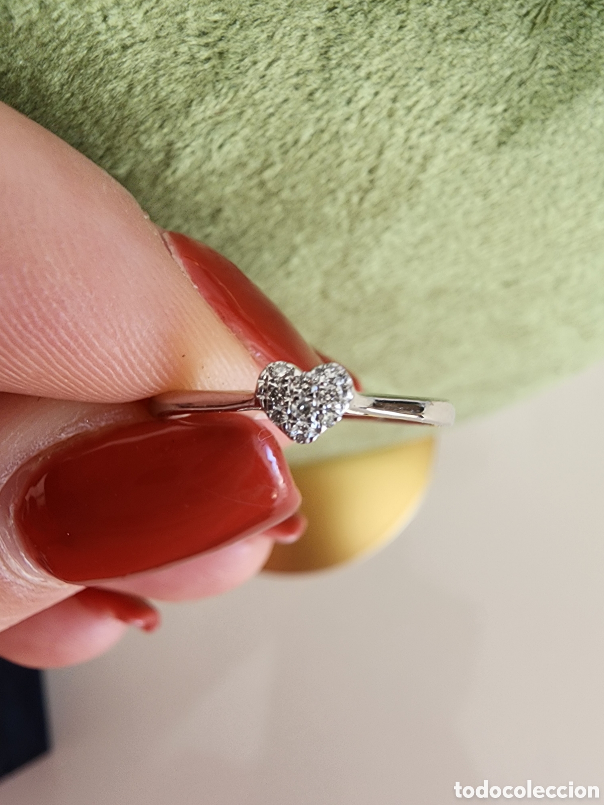 Joyeria: Anillo oro 18k oro blanco y diamantes aut&eacute;nticos