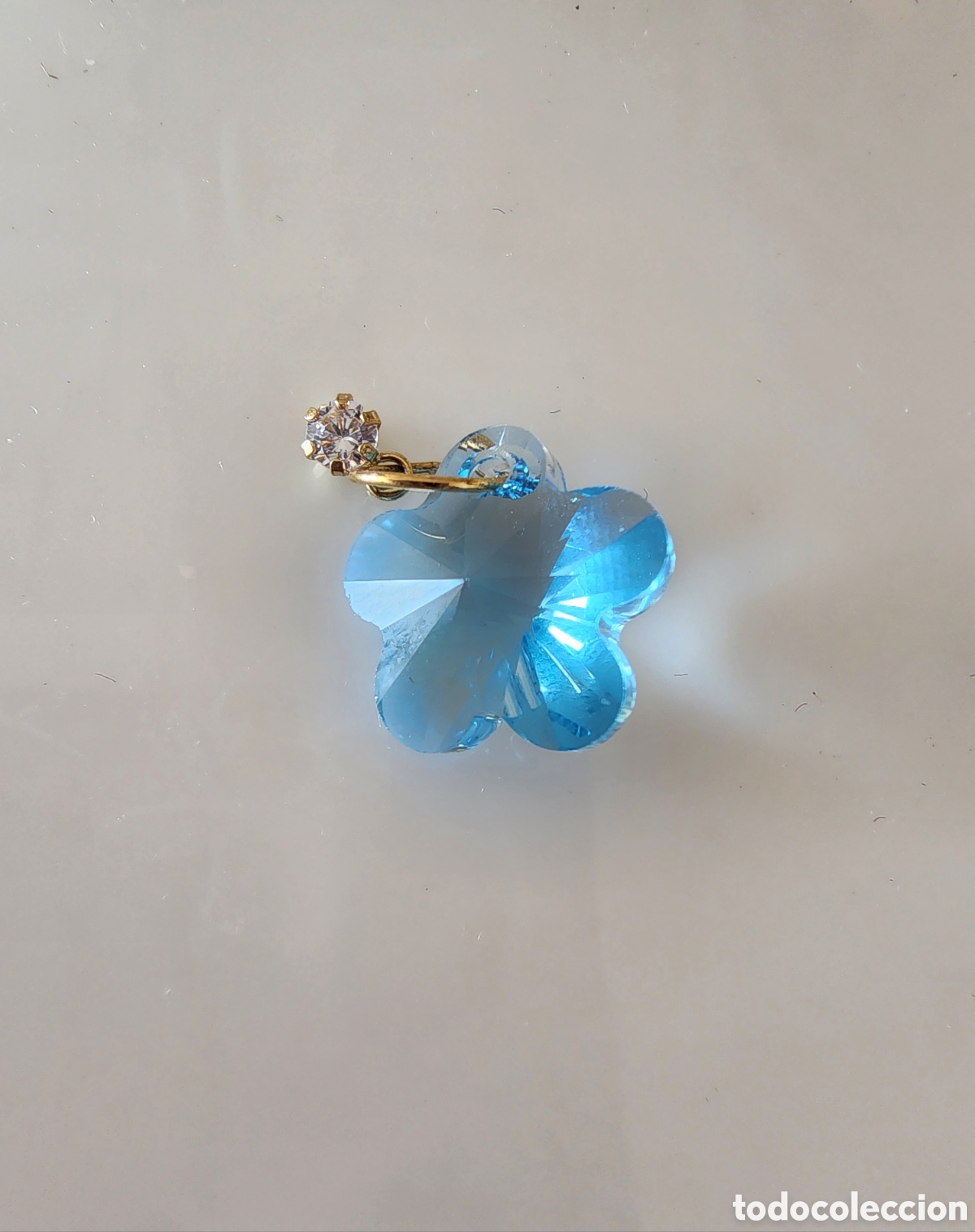 Joyeria: Colgante oro 18k y swaroski