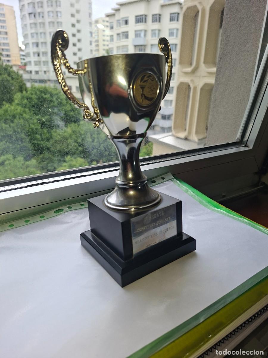 Joyeria: Dos trofeos de joyer&iacute;a en muy buen estado