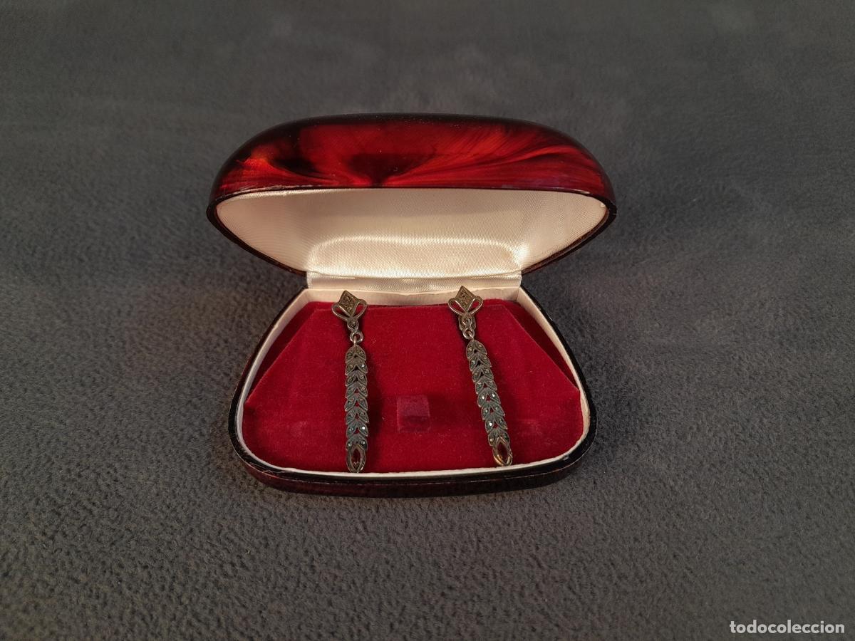 Joaillerie: J-4461. PENDIENTES LARGOS DE PLATA CON MARCASITAS. SIGLO XX.