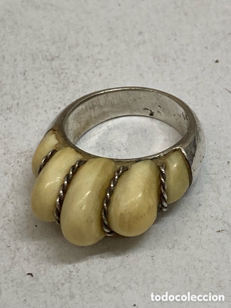 Joyeria: Anillo de plata y hueso S480
