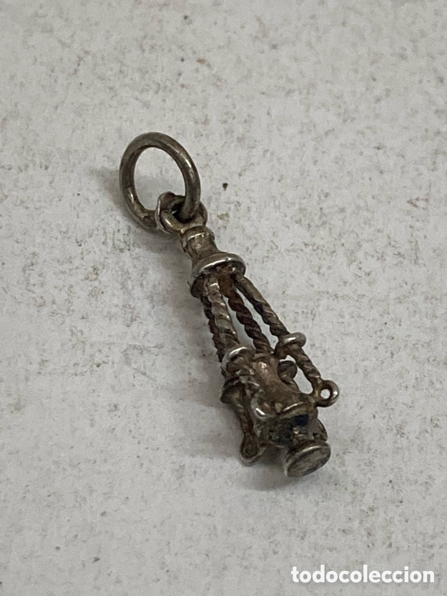Joyeria: Colgante de plata C599