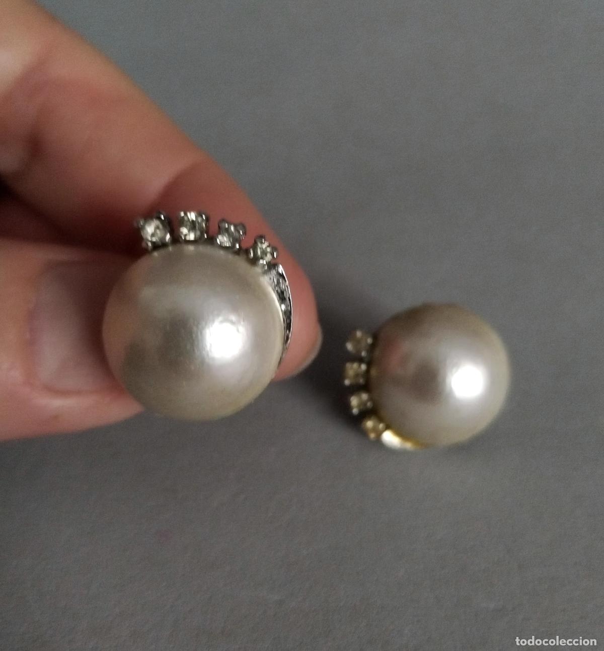 Joyeria: Antiguos pendientes de plata rodiada con perlas y circonitas.
