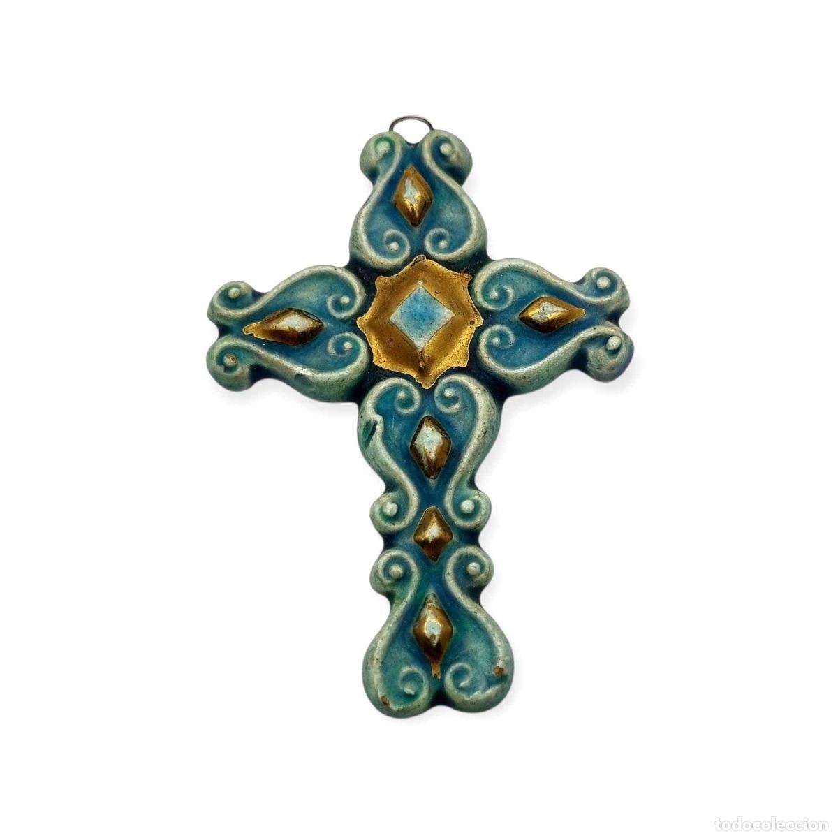 Joyeria: Colgante cruz esmaltada azul y dorado Francia a&ntilde;os 60 cer&aacute;mica vitrificada