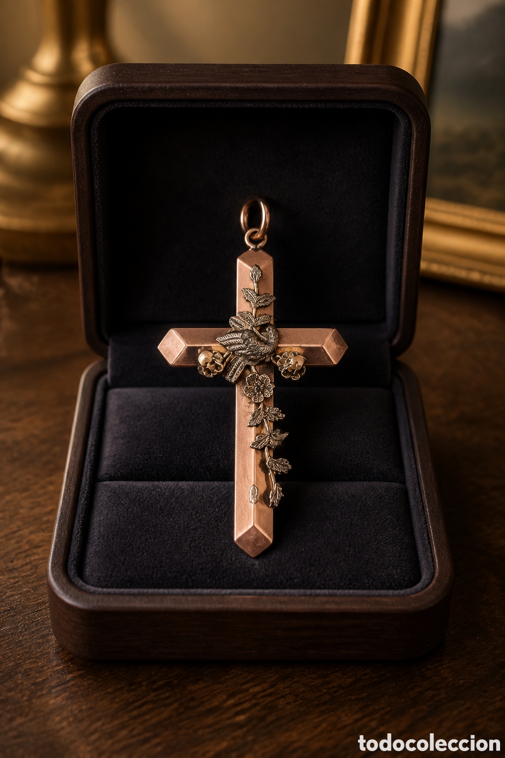 Joyeria: ANTIGUA CRUZ CRUCIFIJO VICTORIANO ELABORADA EN ORO 9K Y PERLAS NATURALES.