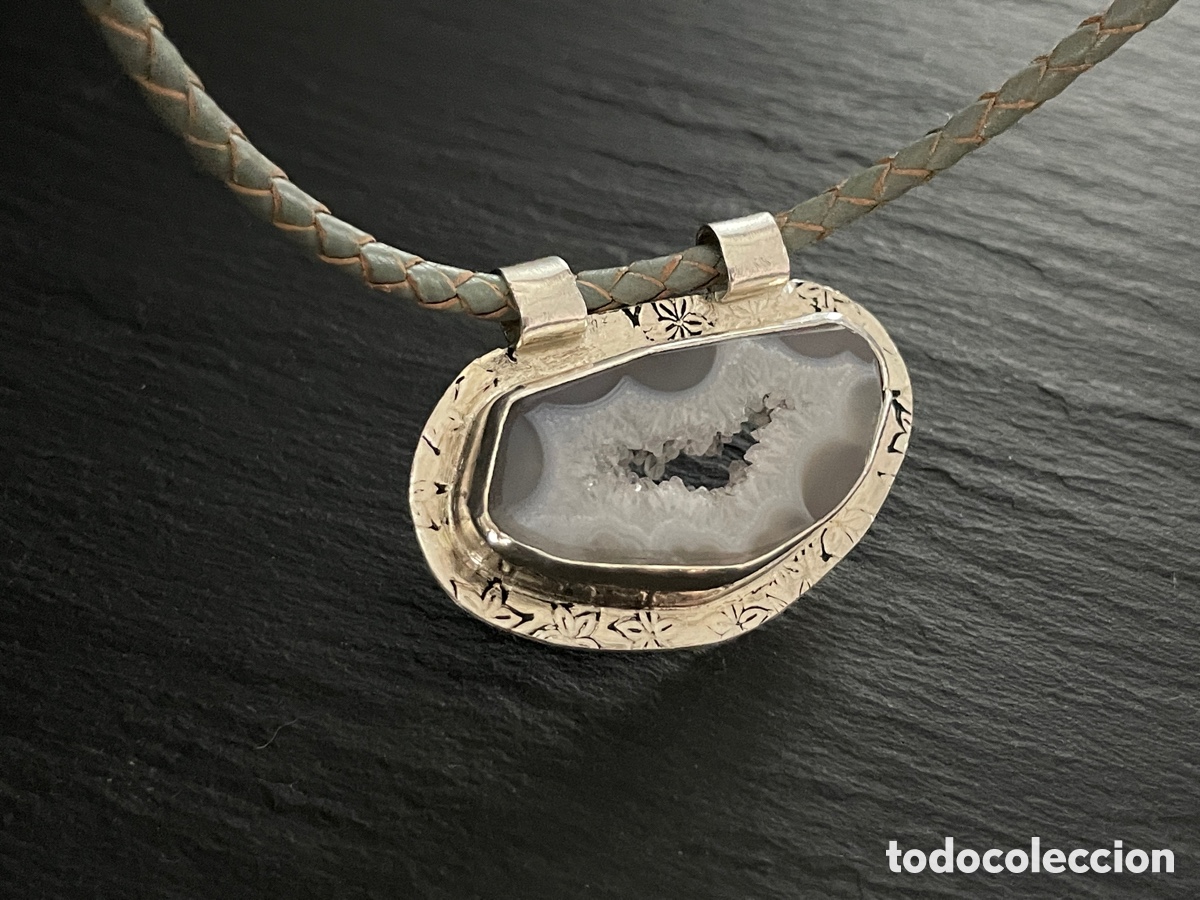 Jewelry: Collar de plata con geoda