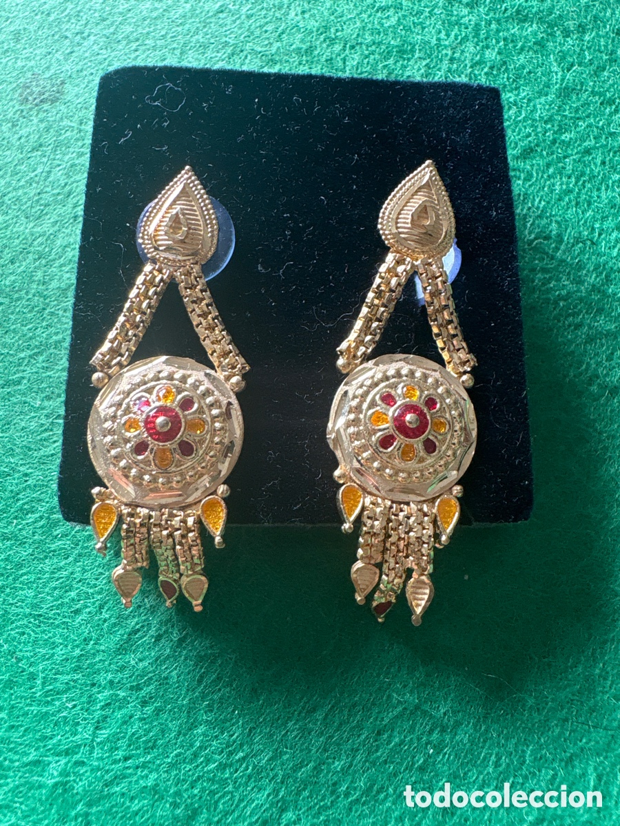Joyeria: Antiguos pendientes dorados regionales (A16)