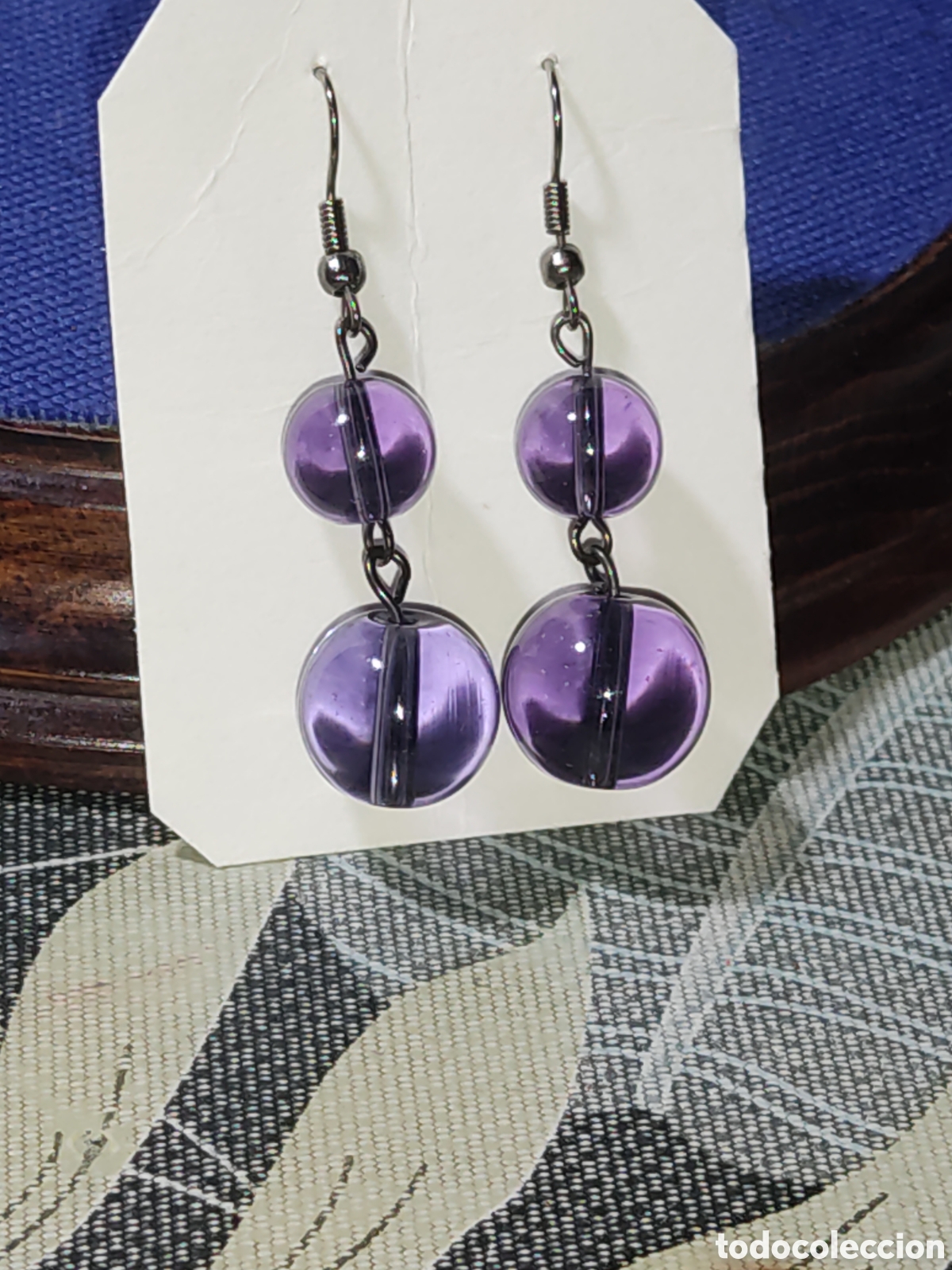 Joyeria: Pendientes de cristal magenta o violeta.Vintage.