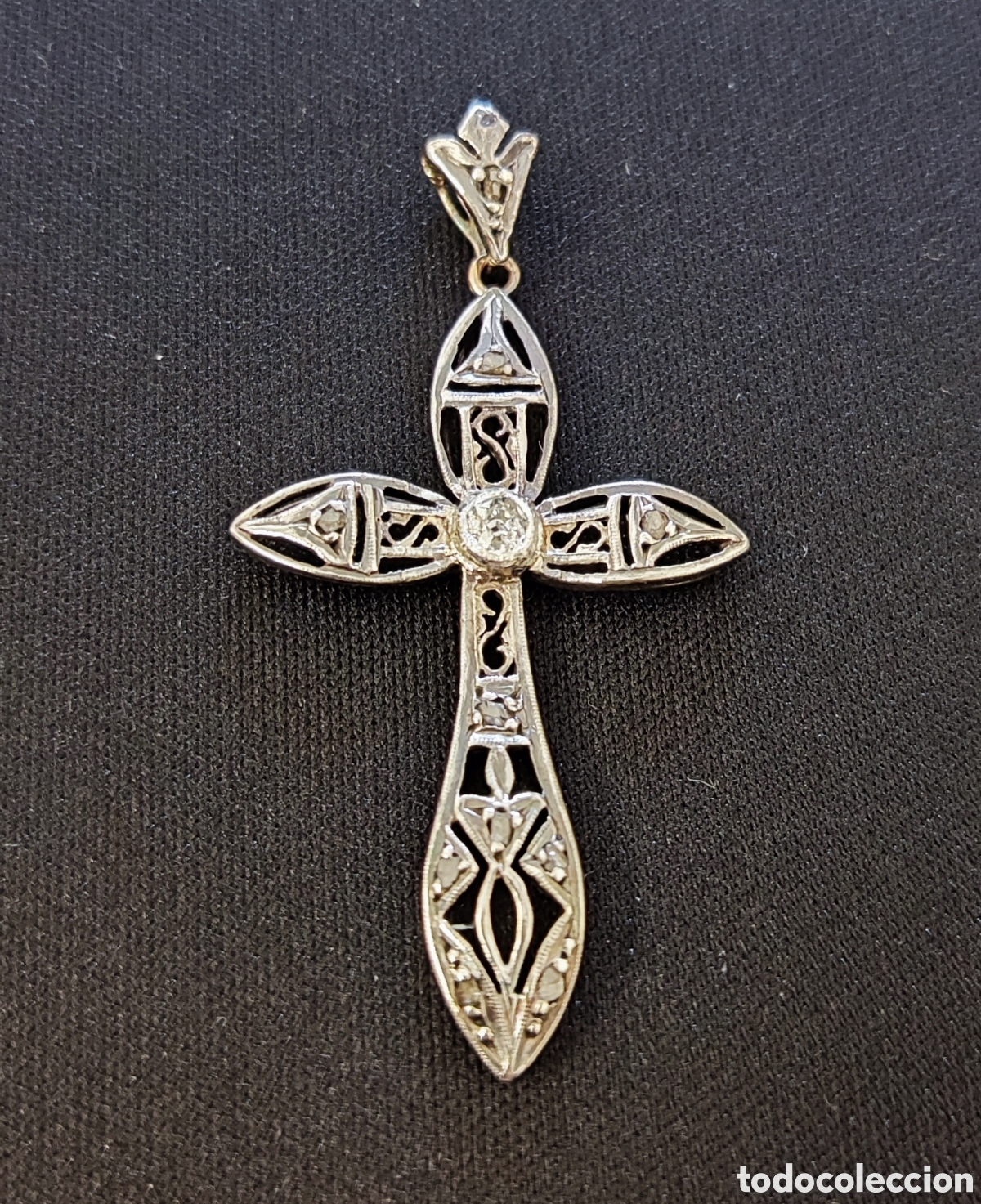 Joyeria: Cruz Mallorquina. Antigua. Oro 18K. Plata. Brillante Natural. Art Dec&oacute;. Original. Mallorca.