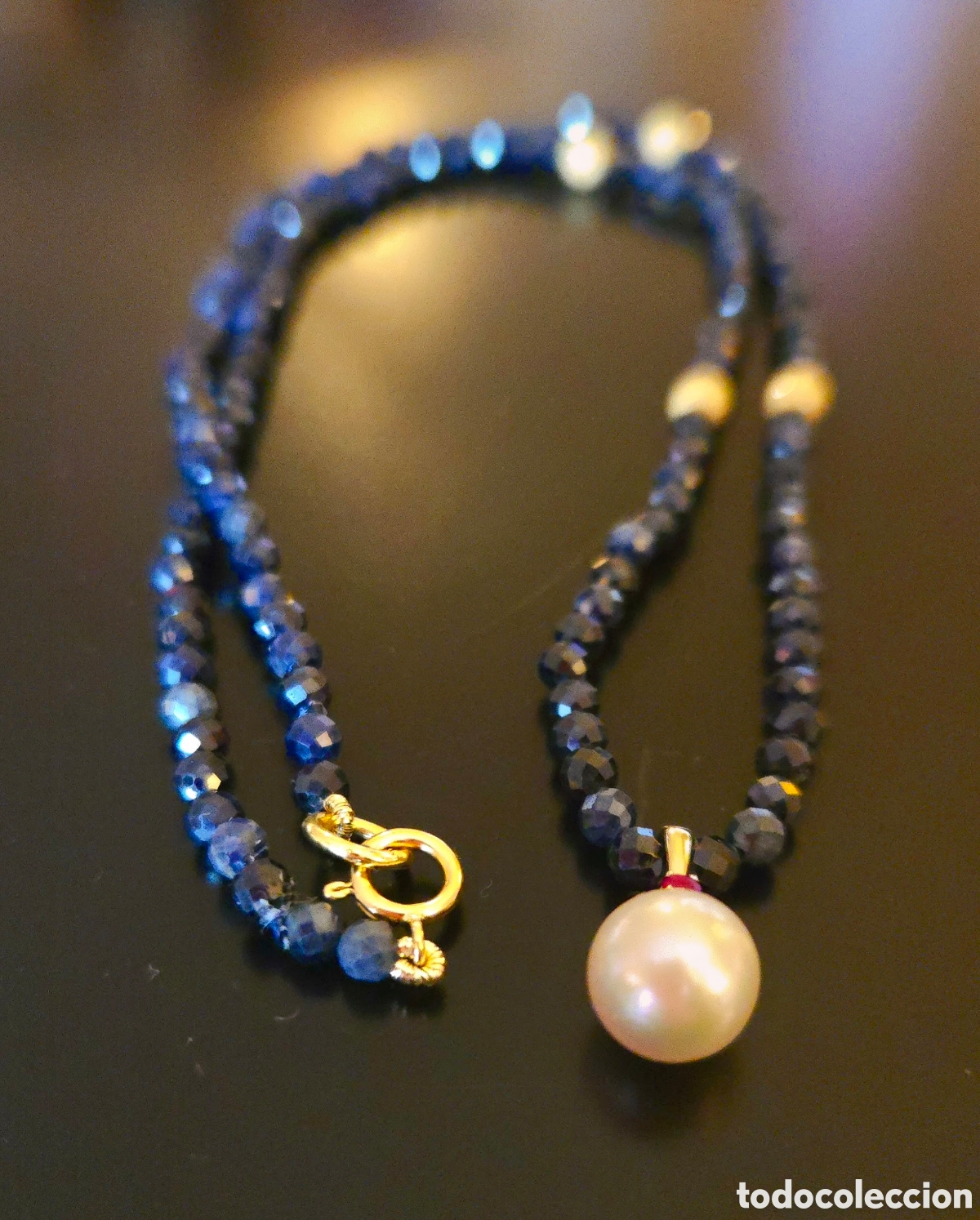 Joyeria: Collar de oro de 18 quilates (750) y zafiros