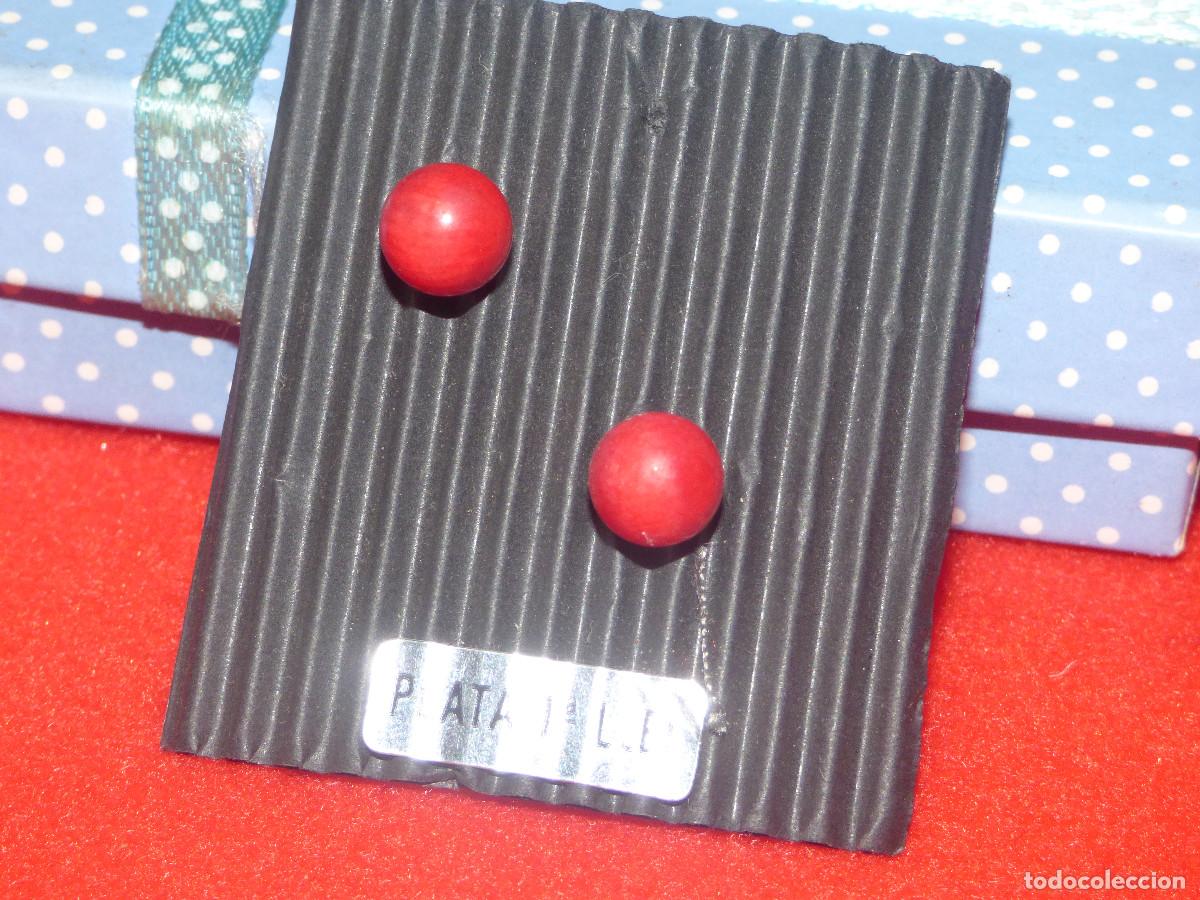 Joyeria: Pendientes plata y bolas de piedras semi preciosas.