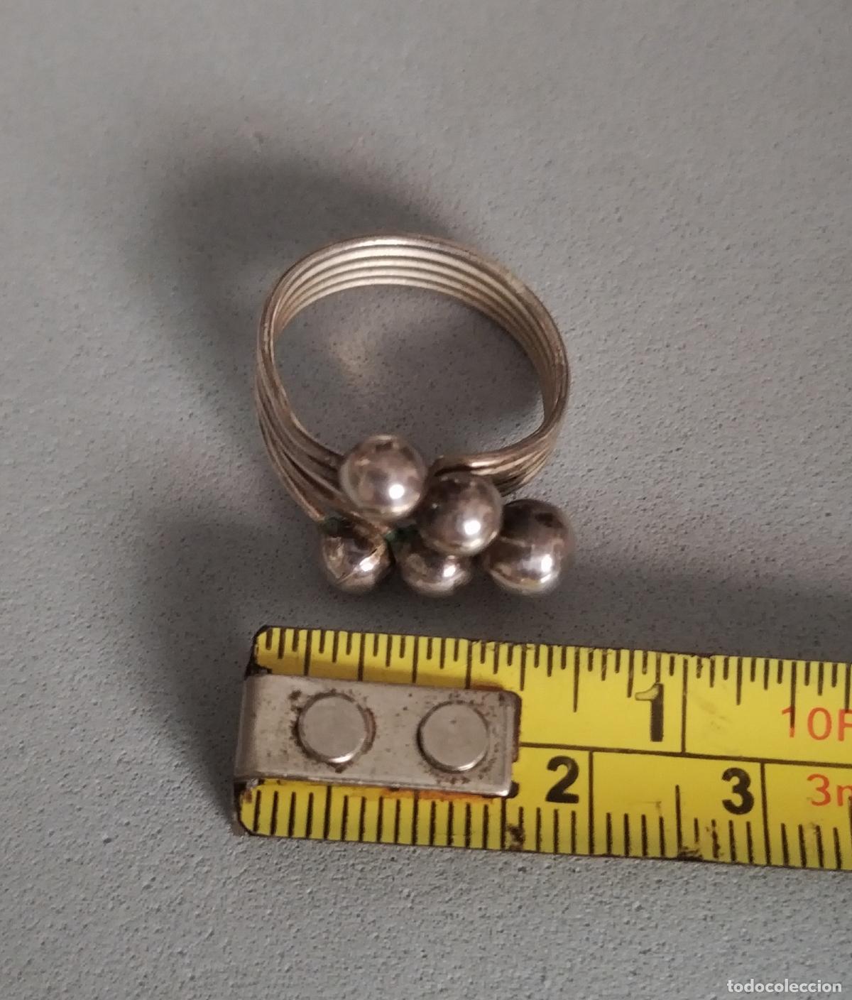 Joyeria: Antiguo anillo plateado ajustable. - Foto 5