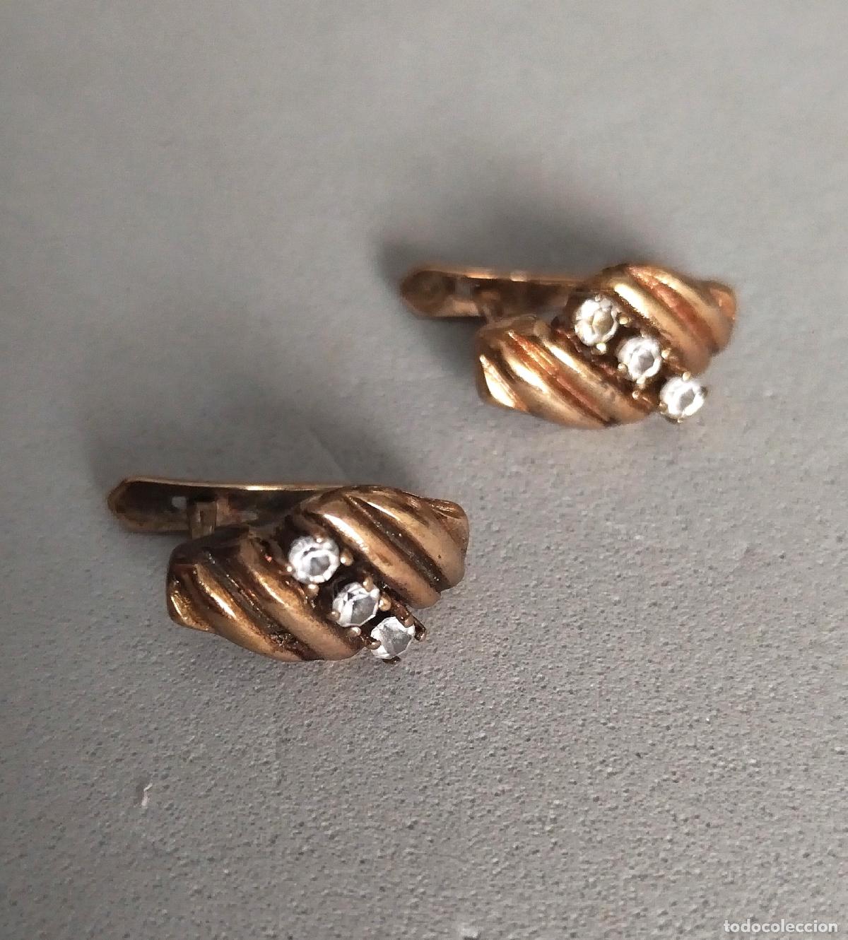 Joyeria: Pendientes de plata de ley, ba&ntilde;o de oro, cierre de pala.