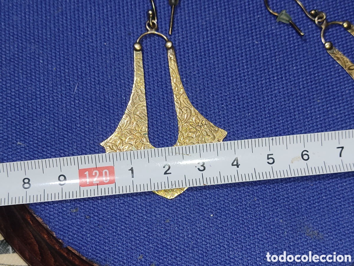 Joyeria: Pendientes Art Deco de lat&oacute;n repujado. - Foto 4