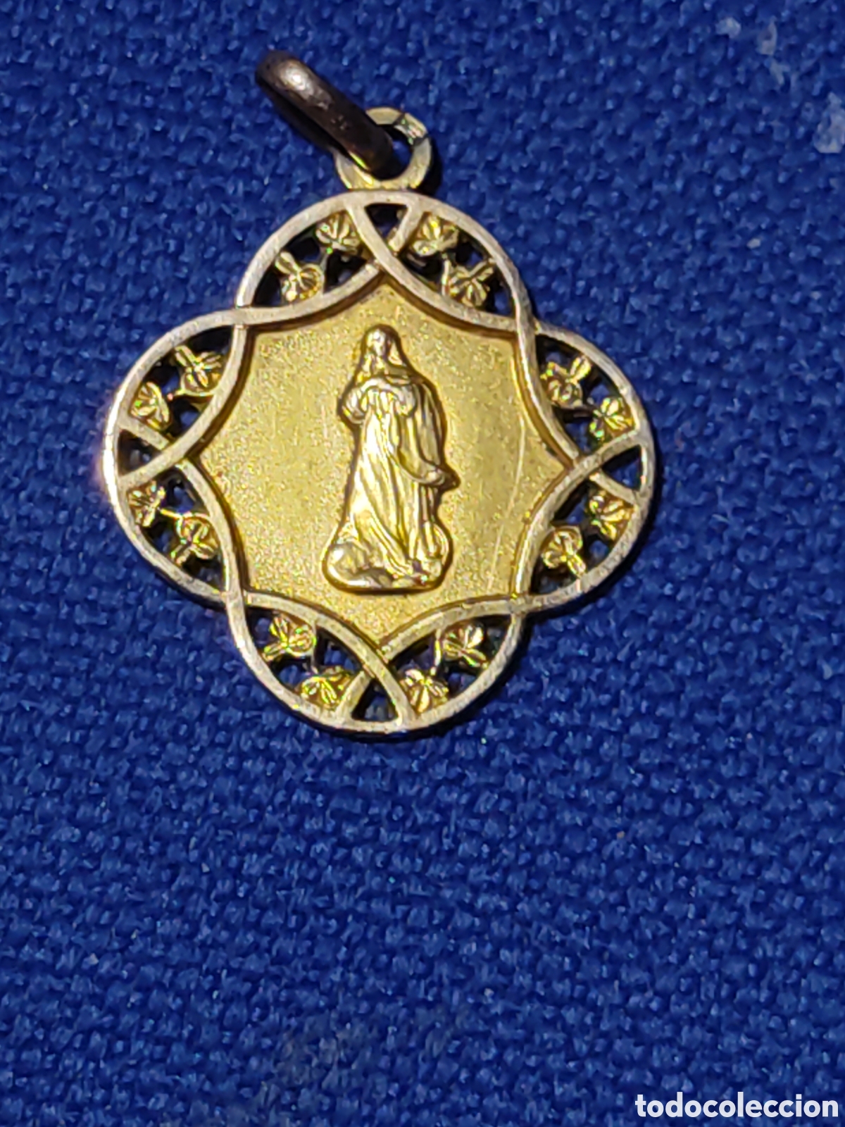Joyeria: Bonita medalla de la virgen pur&iacute;sima,fechada A&ntilde;o 53.