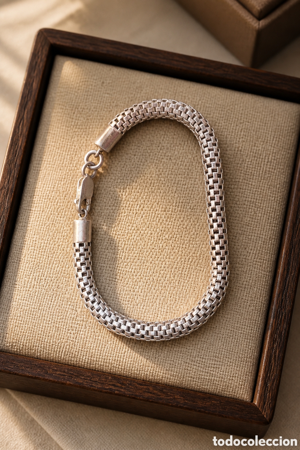 Joyeria: Pulsera de plata esterlina 925 presenta un dise&ntilde;o italiano de malla tipo &rdquo;mesh&rdquo; con cierre de.....