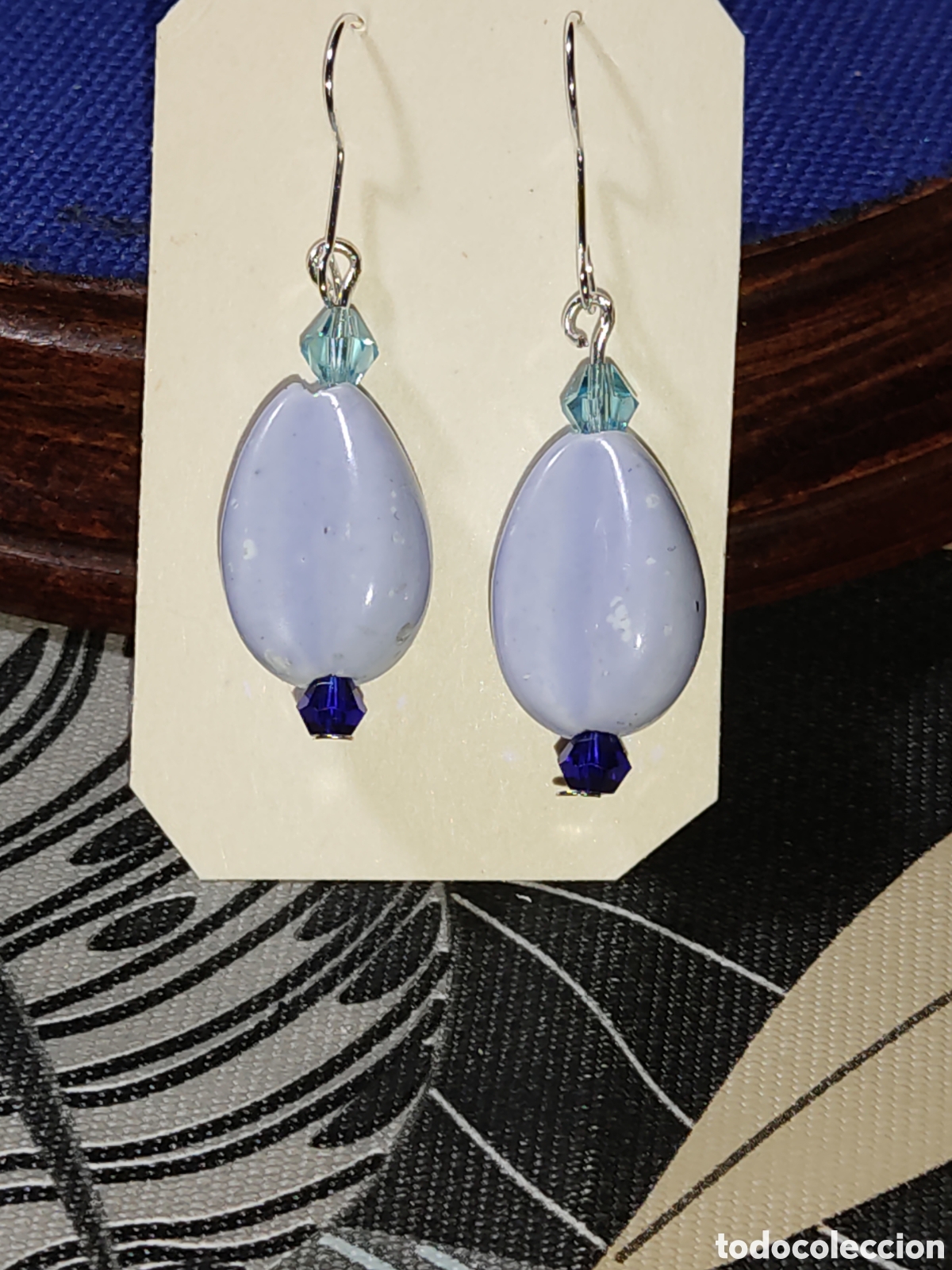 Joyeria: Pendientes caracola de cer&aacute;mica y cristal.Vintage.