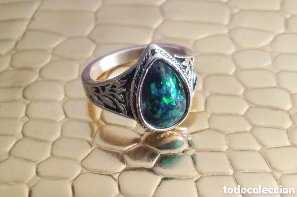 Joyeria: Original anillo color plata vieja gota de agua &oacute;palo de fuego verde esmeralda. 18mm di&aacute;m. 1,3cm larg