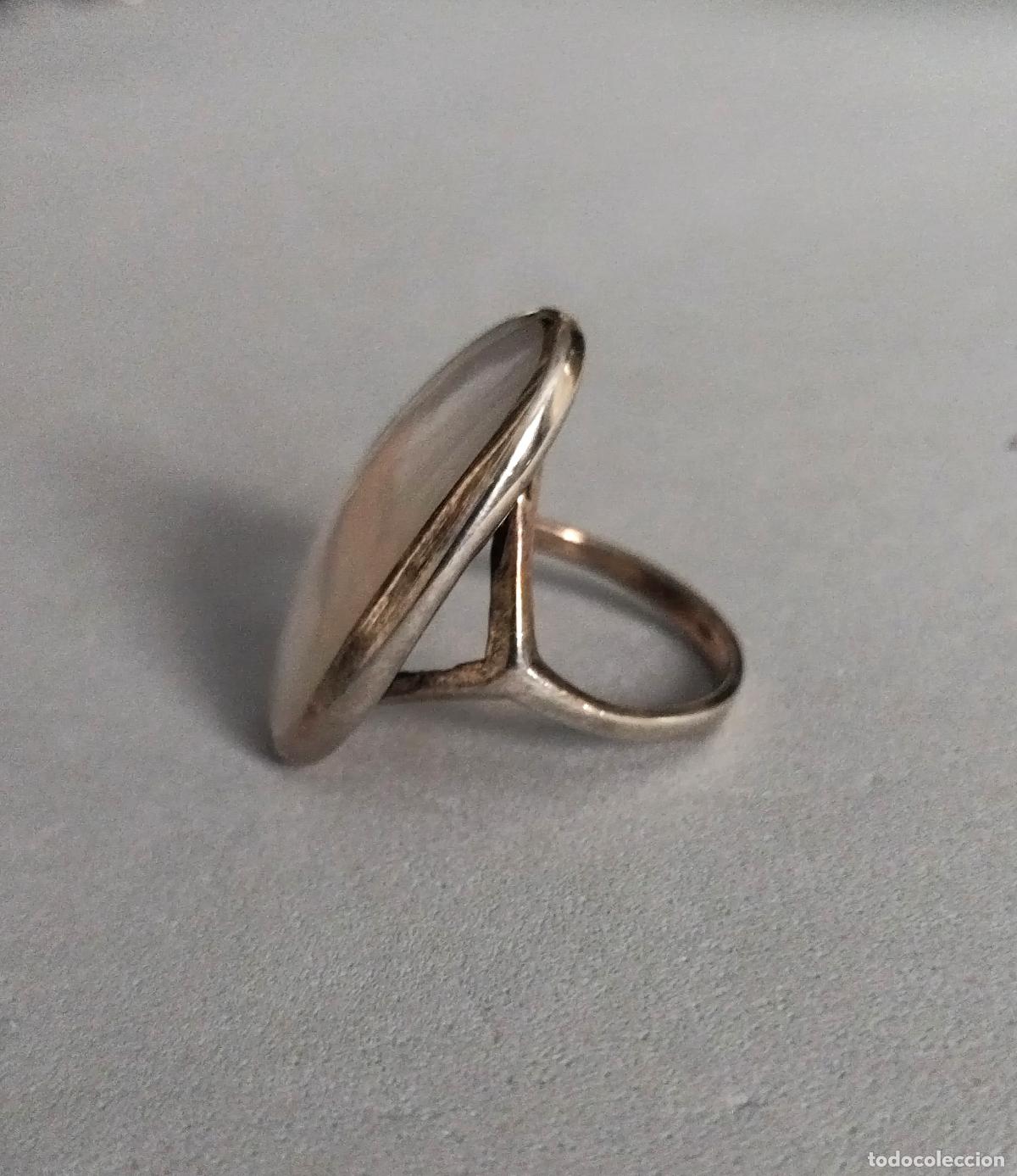 Joyeria: Anillo de plata de ley contrastada con piedra, n&aacute;car. - Foto 2