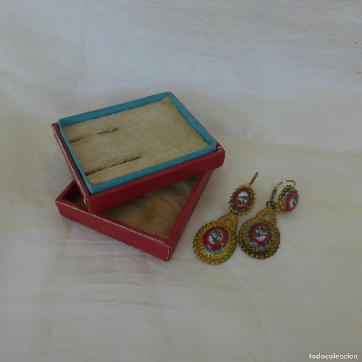 Joyeria: ANTIGUOS CURIOSOS PENDIENTES CON CAJA INDUMENTARIA SIMIL MICRO MOSAICO RARE EARRINGS BOXED