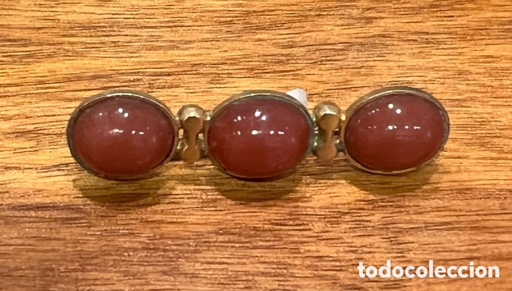 Joyeria: Broche. Bisuter&iacute;a. Cristal y lat&oacute;n. A&ntilde;os 50.