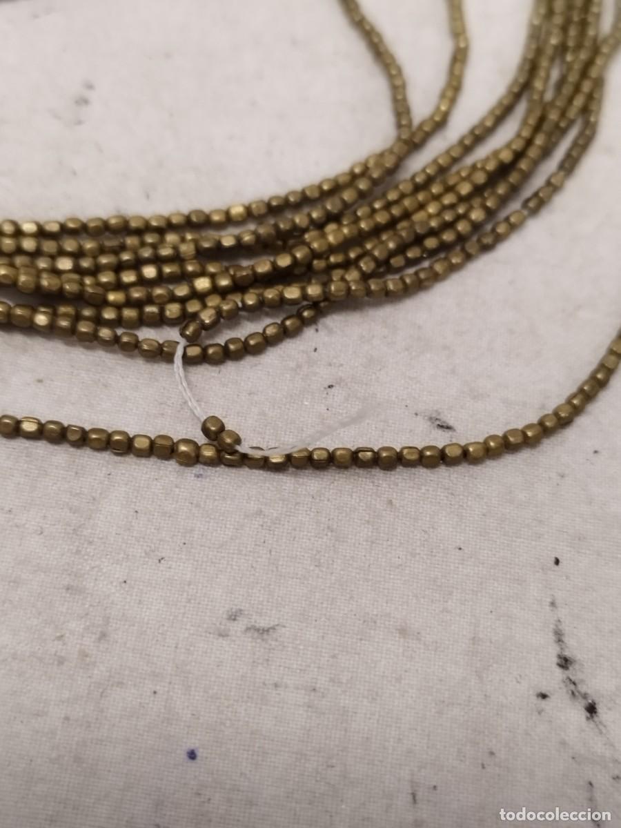 Joyeria: Antiguo collar de cuentas doradas. A restaurar. - Foto 2