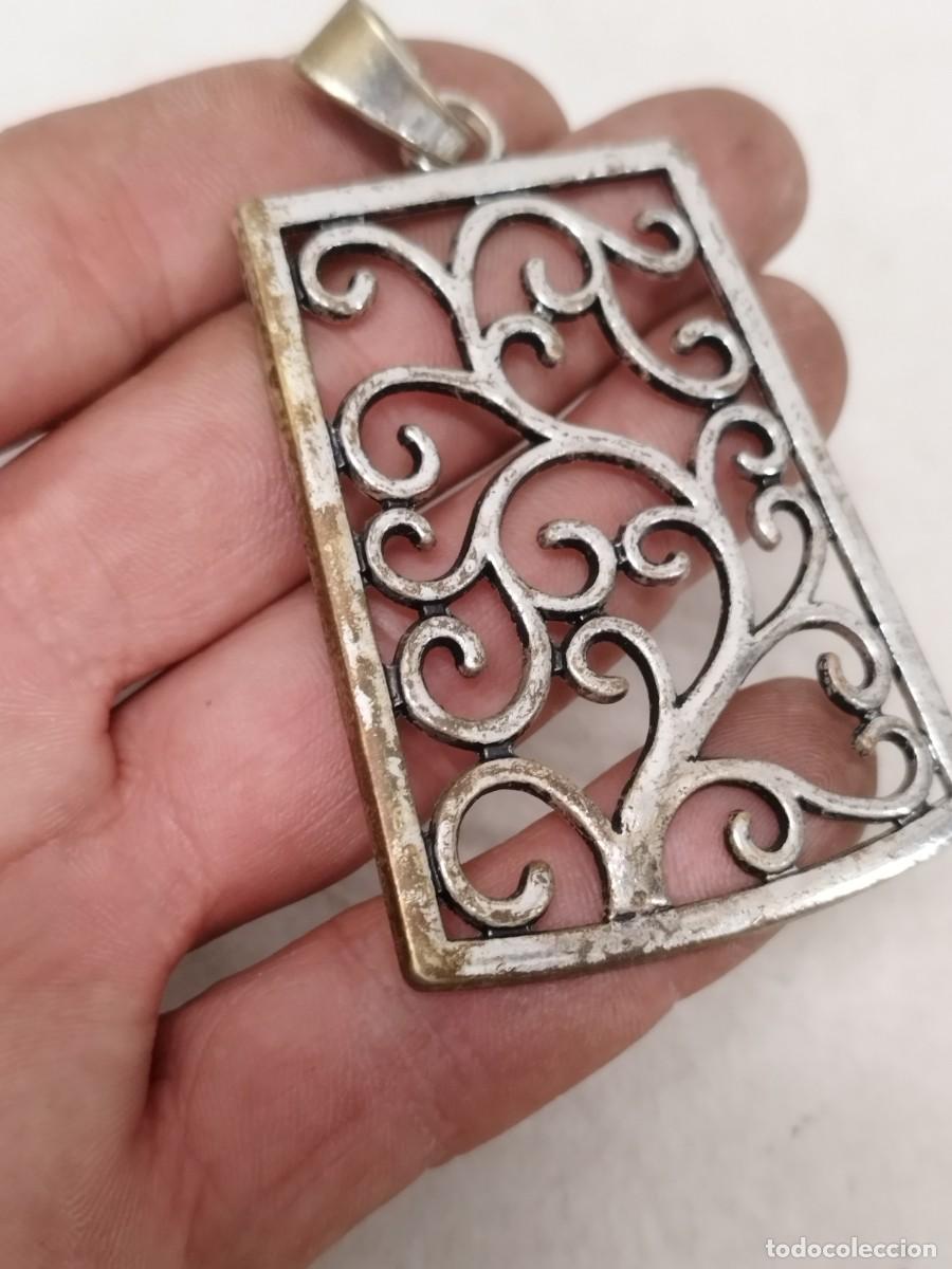Joyeria: Antiguo colgante con forma de arbol. - Foto 2