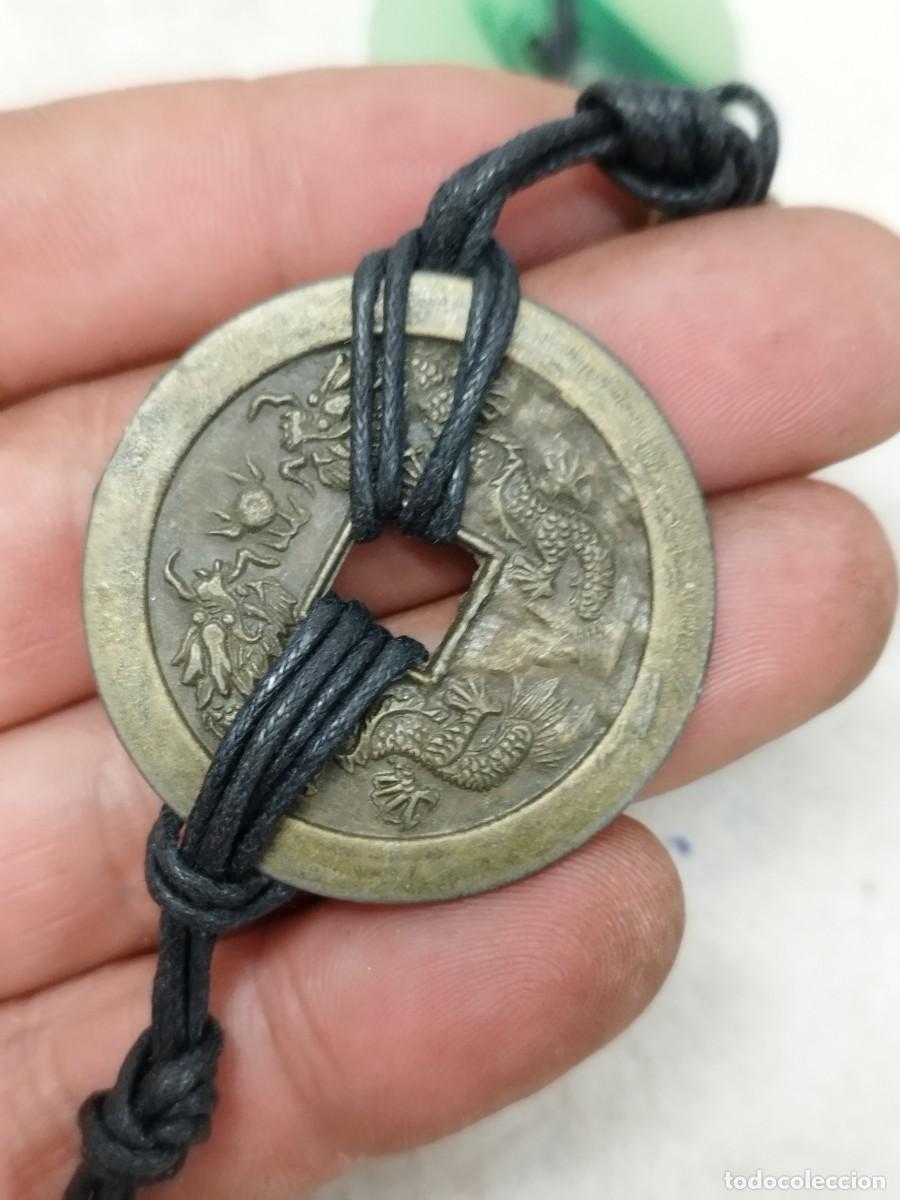 Joyeria: Gran collar con amuletos chinos. - Foto 2