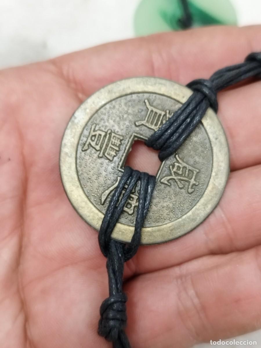 Joyeria: Gran collar con amuletos chinos. - Foto 3