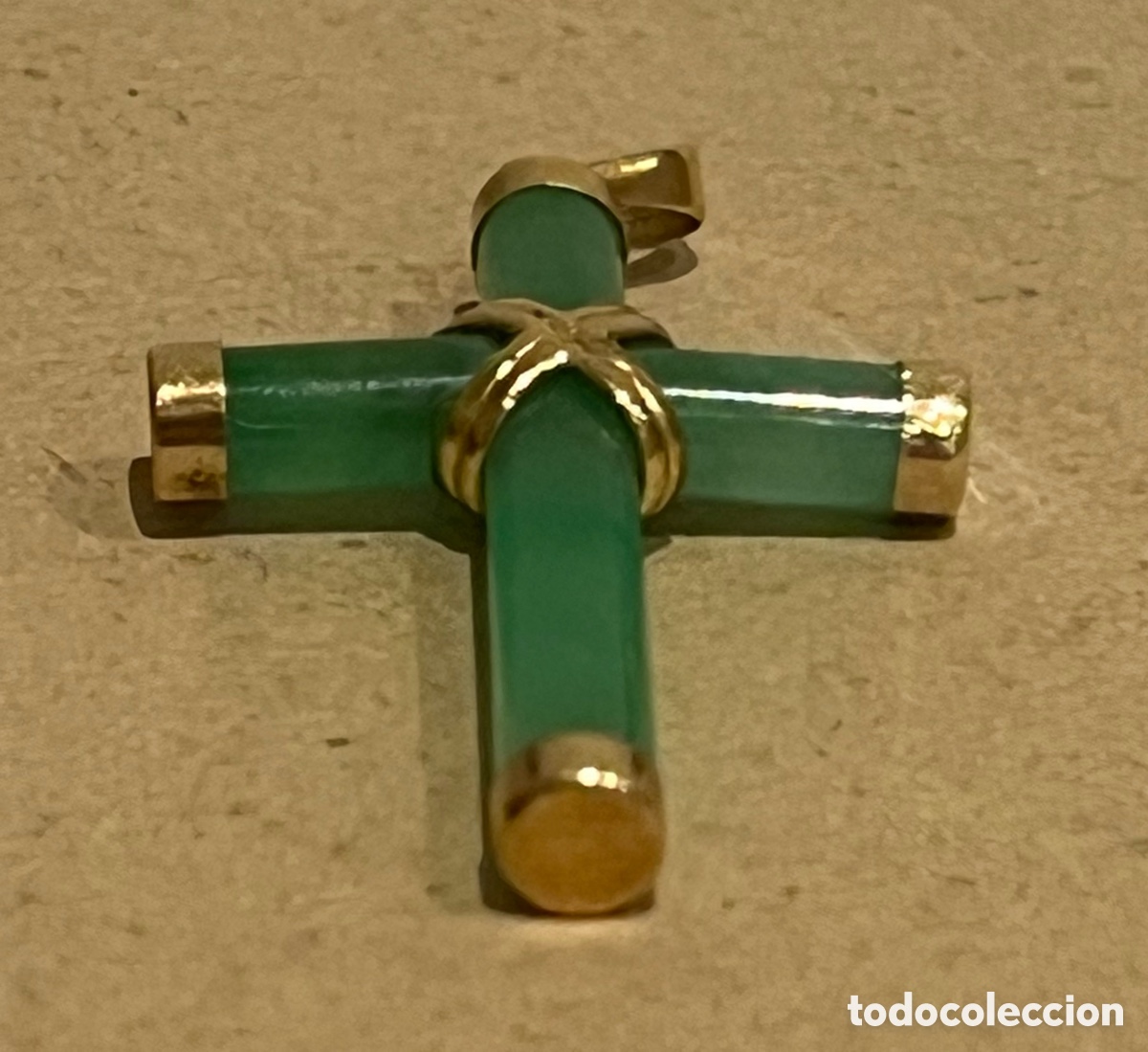 Joyeria: CRUZ DE JADE Y ORO DE 14 KILATES - Foto 2