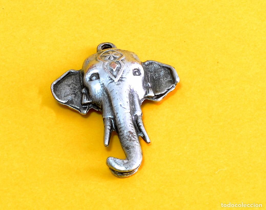 Joyeria: COLGANTE CABEZA DE ELEFANTE, VINTAGE, BA&Ntilde;O DE PLATA SOBRE COBRE