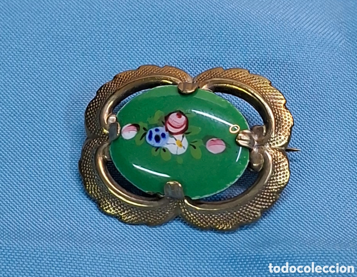 Joyeria: Broche antiguo esmaltado estilo Victoriano