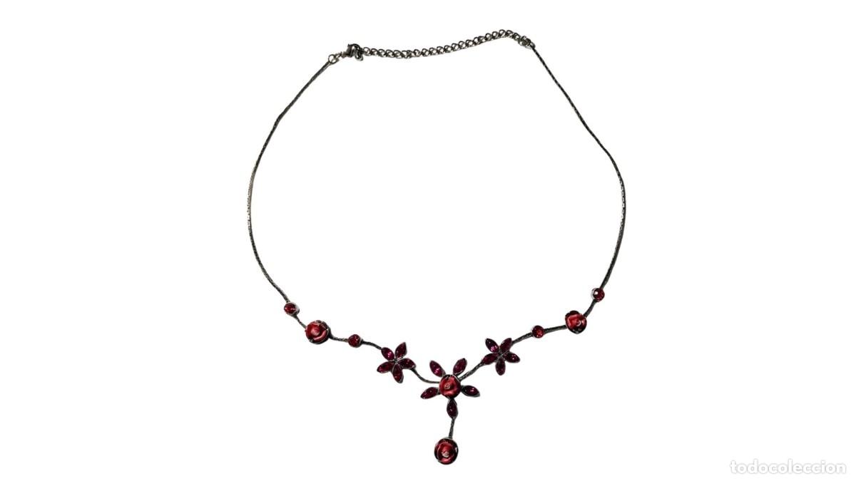 Joyeria: COLLAR VINTAGE METAL PLATEADO - DISE&Ntilde;O FLORAL CON CRISTALES ROJOS FACETADOS Y ROSAS ESMALTADAS 80-90