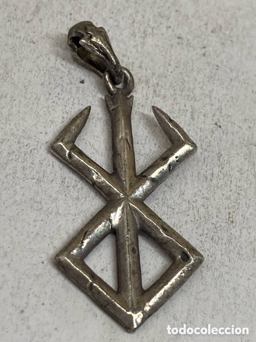 Joyeria: Colgante de plata C606