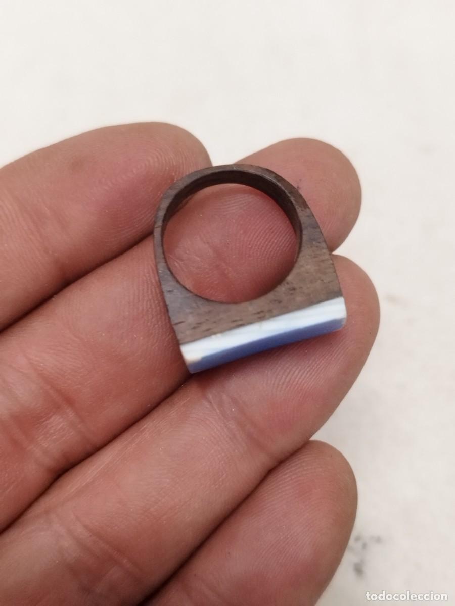 Joyeria: Antiguo anillo tipo sello, de madera. - Foto 2