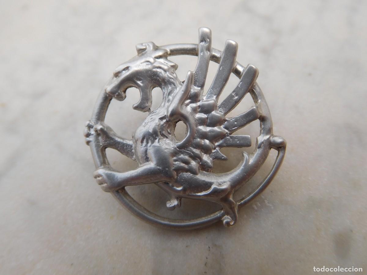 Joyeria: Pieza de plata calada representando drag&oacute;n alado - Foto 2